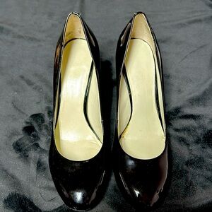 GUC Black high heels